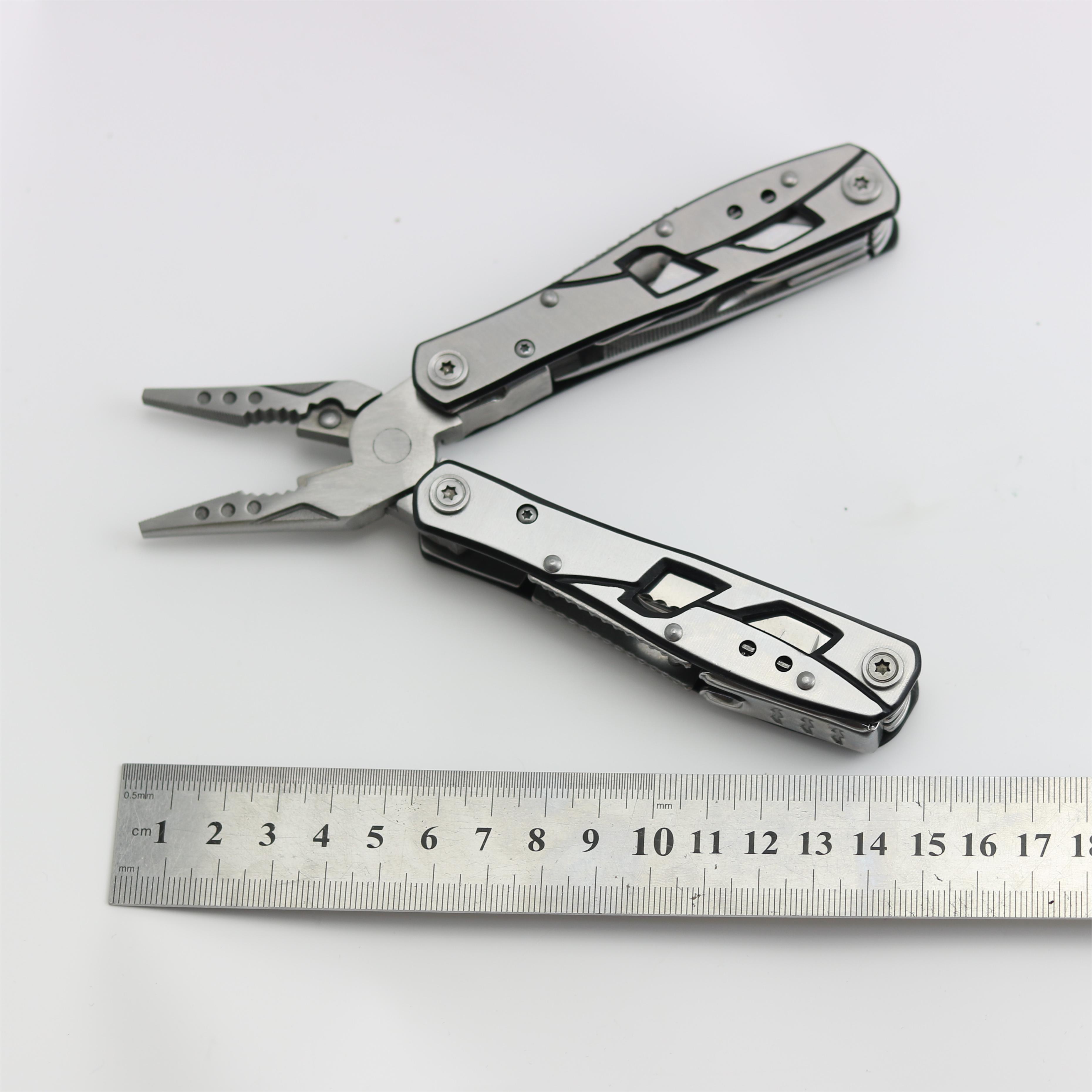 Outdoor folding multi tool pliers Blade multi-functional outdoor camping integrated convenient pliers tool