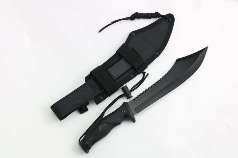Ready to Ship ！14.5 Inches Machete with Reverse Serrations Black Stainless Steel Blade w/ Reverse Serrations, Full Tang , Nylon Sheath, Outdoor, Hunt, Camp, Hike, Survival